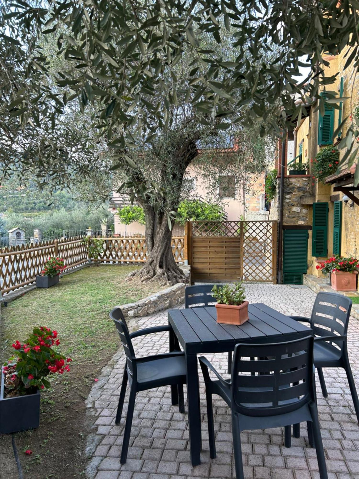 Casa Margot Apartment Garlenda Exterior photo